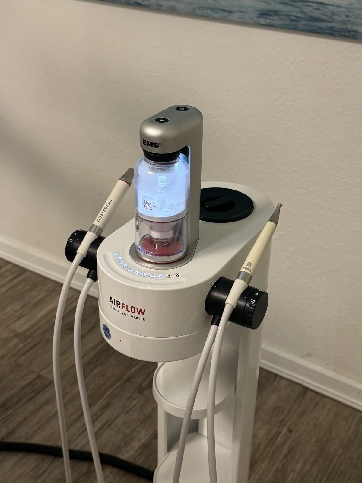 EMS-Airflow-Station für die Guided Biofilm Therapy